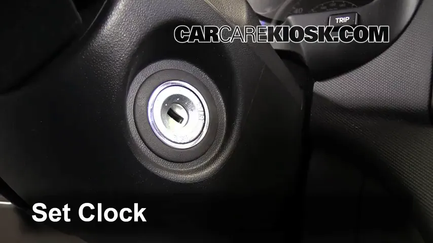 2011 Hyundai Elantra Touring GLS 2.0L 4 Cyl. Reloj Fijar hora de reloj